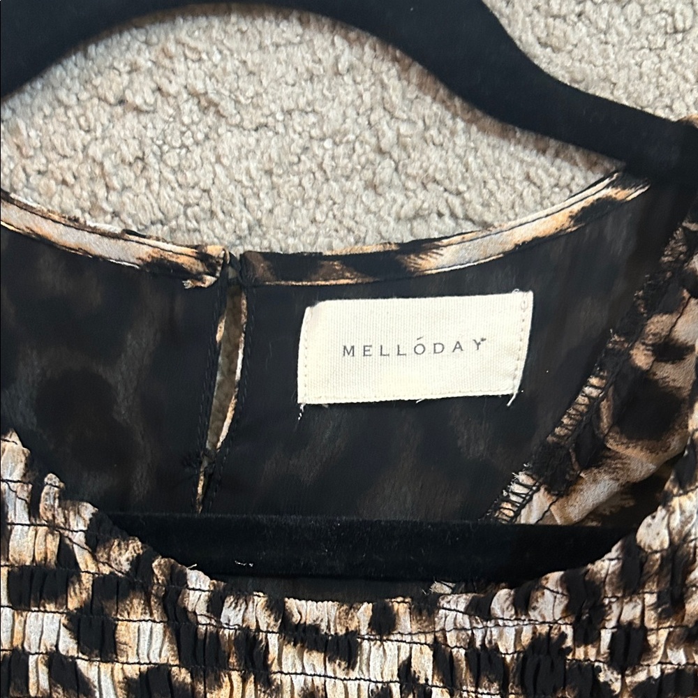 Resort wear Leopard Print Maxi Dress for vacation - Picture 3 of 3